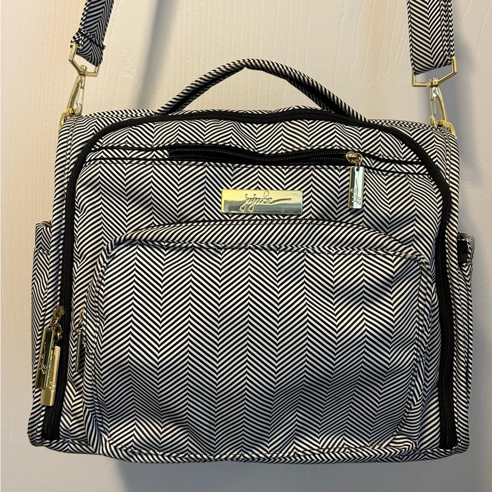 JuJuBe Diaper Bag in Queen of the Nile pattern with Shoulder Strap